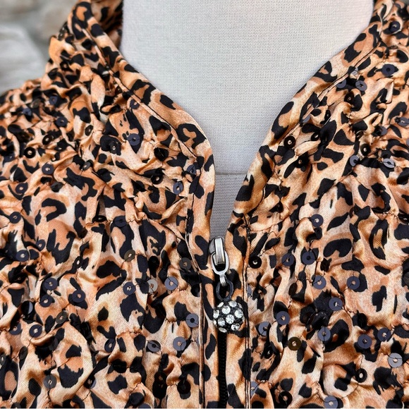 Adressing Woman Woman’s Plus Size Jacket Zip Up Crinkled Sequined Artsy - Picture 13 of 16